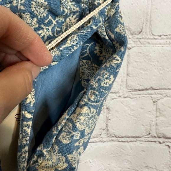 Universal Thread blue floral print pull on linen rayon blend shorts, sz XS, NWT - Picture 4 of 7